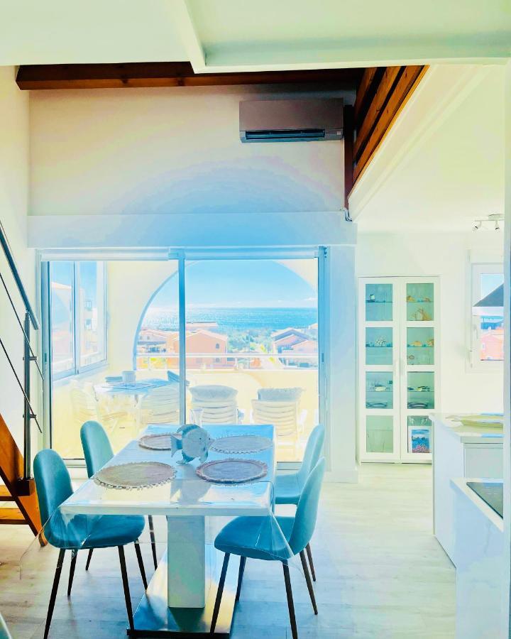 La Sirene - Loft Moderne Et Lumineux Avec Vue Panoramique Sur Mer Mediterranee Et Port De Plaisance フロンティニャン エクステリア 写真